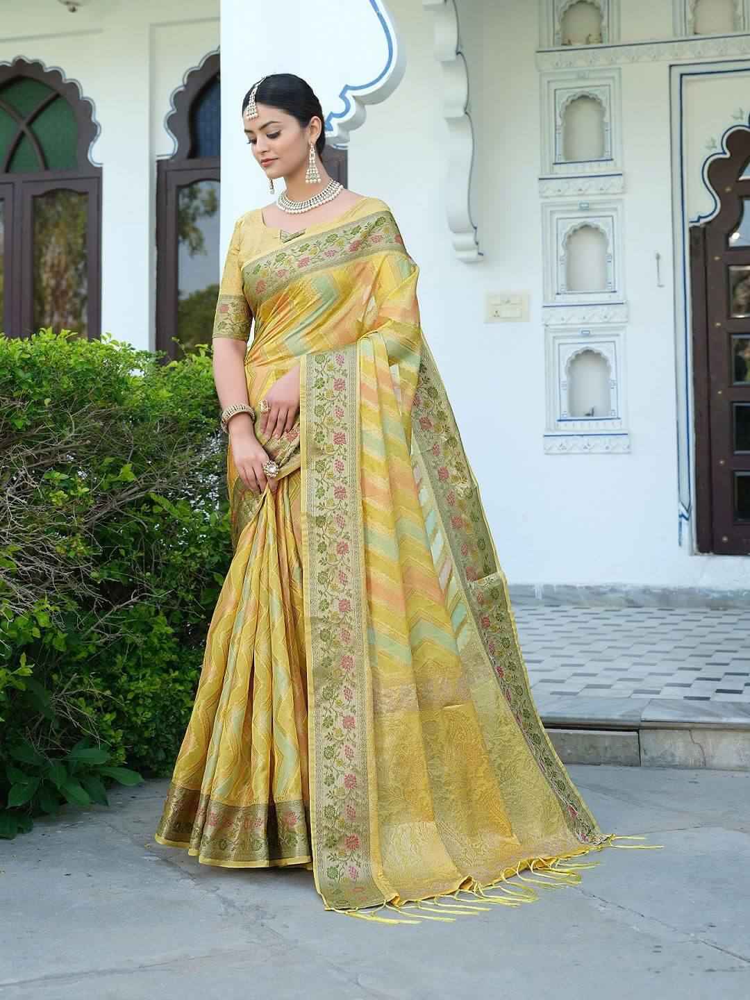 Dual Tone Banarasi Saree in Organza with Zari Weave for Elegant Occasions