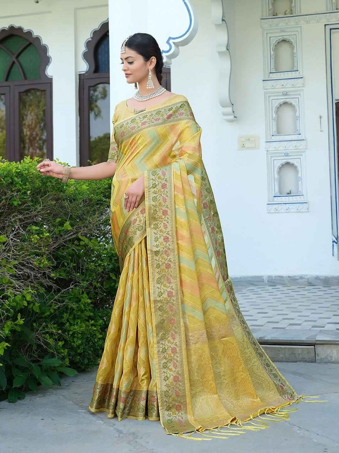 Dual Tone Banarasi Saree in Organza with Zari Weave for Elegant Occasions