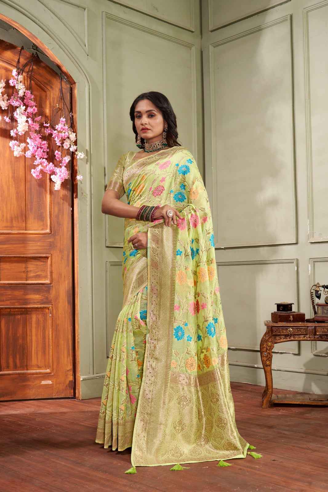 Siroski Bloom Yellow Banarasi Organza Saree