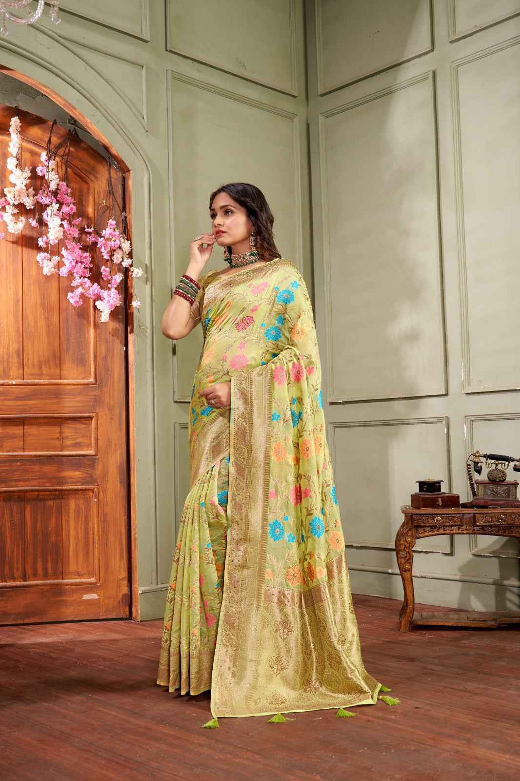 Siroski Bloom Yellow Banarasi Organza Saree